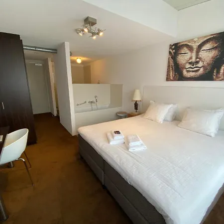Hotel De Slaapfabriek En Trainingslocatie 4*