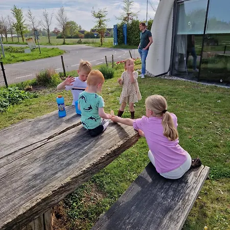 De Slaapfabriek En Trainingslocatie Szálloda 4*
