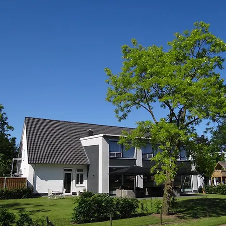 De Slaapfabriek vakantiehuis en trainingslocatie Teuge