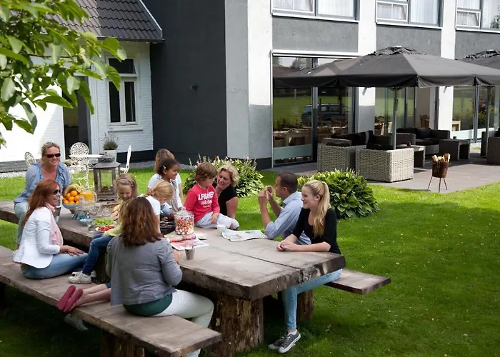 De Slaapfabriek En Trainingslocatie Hotell 4*