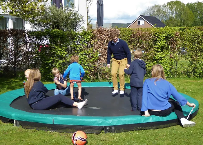 Отель De Slaapfabriek En Trainingslocatie Тёге