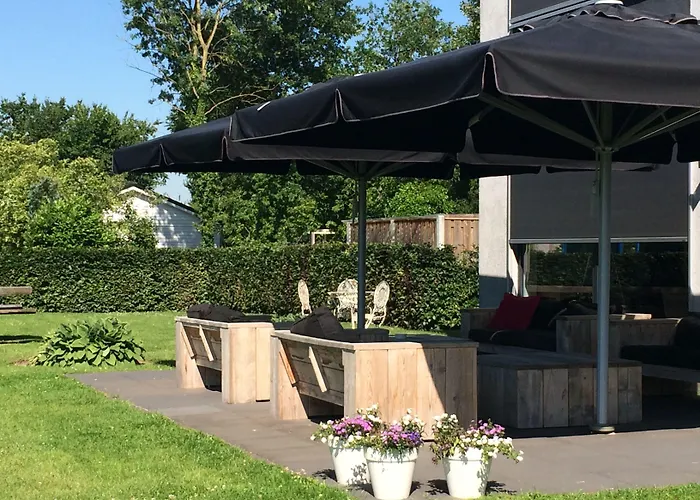 Отель De Slaapfabriek En Trainingslocatie 4*